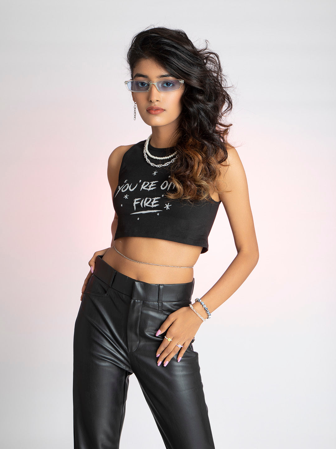 Black crop top for womens